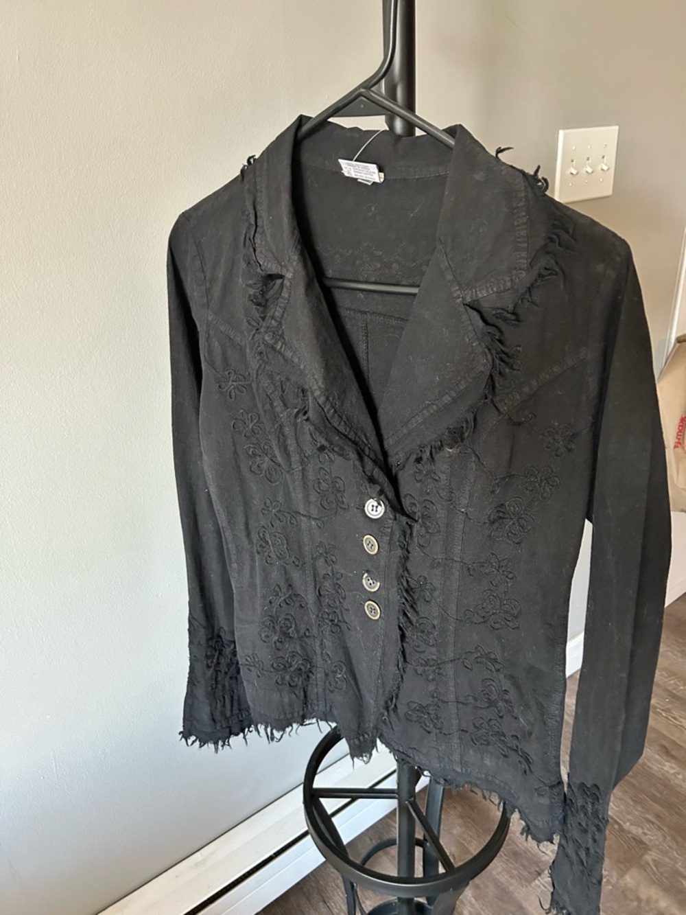 NWOT Boutique Giovani Black Embroidered Boho Jacket w/Fringe & Stretch Panels-M